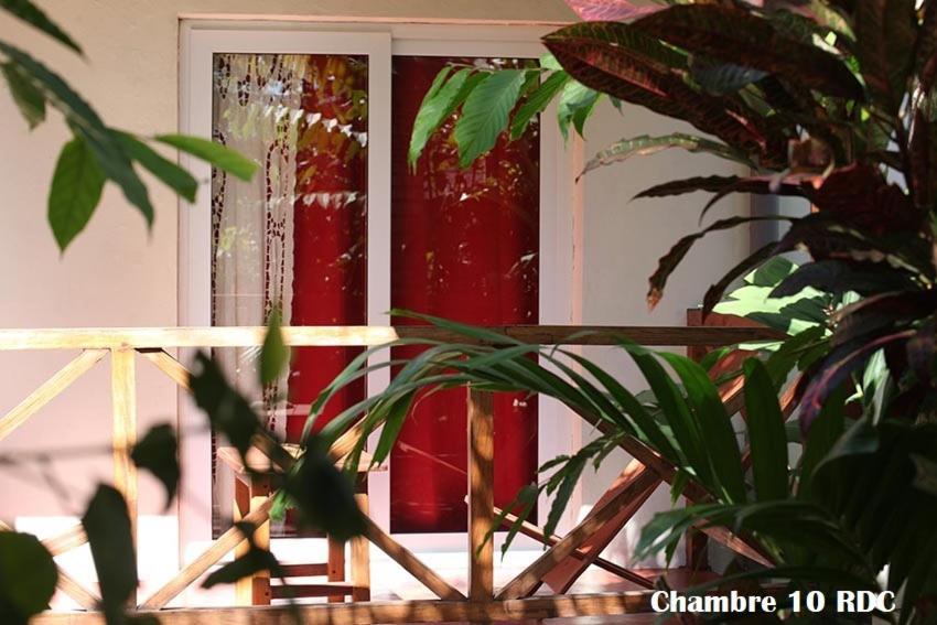 Chez Yolande Hotel Ampangorinana ภายนอก รูปภาพ