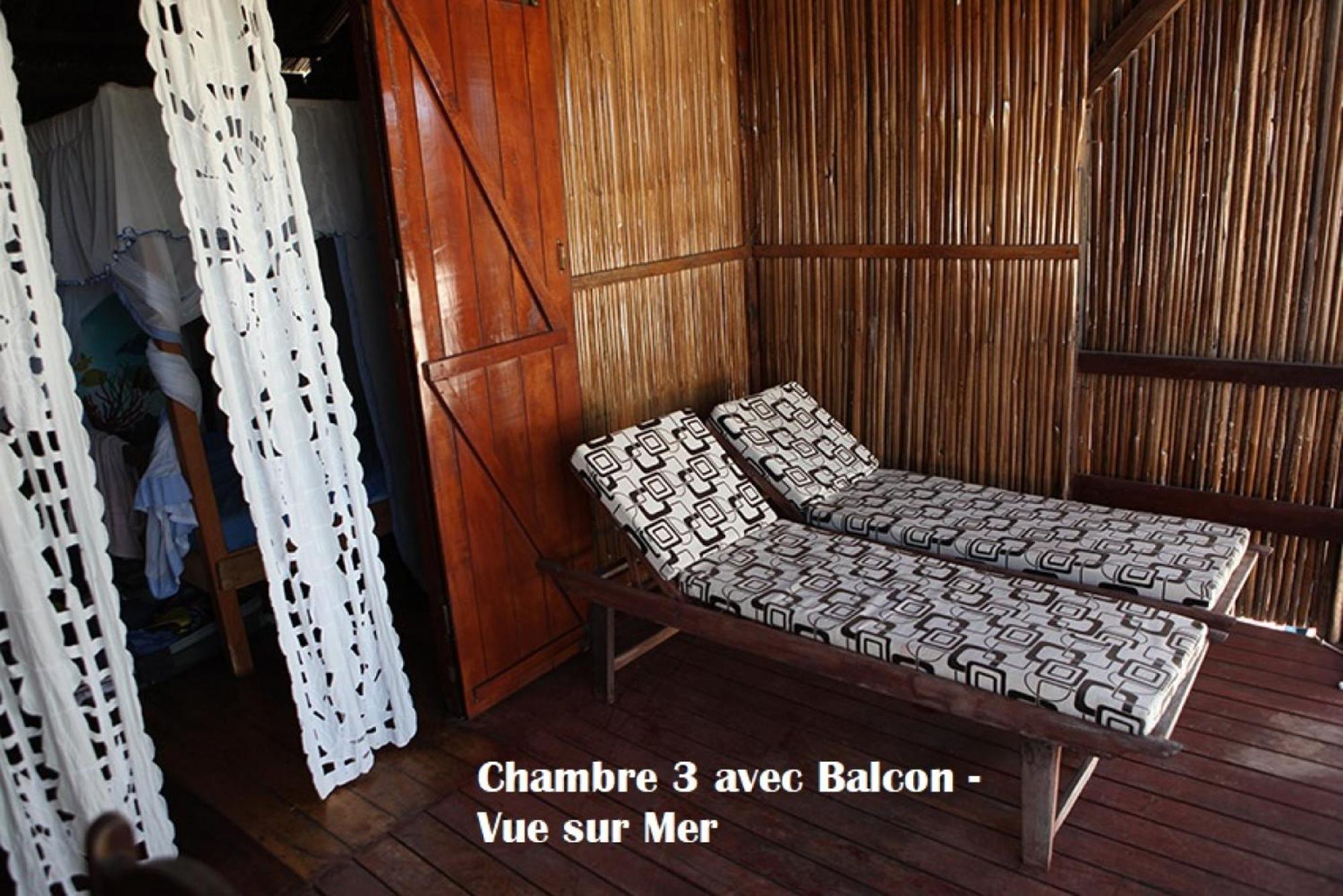 Chez Yolande Hotel Ampangorinana ภายนอก รูปภาพ