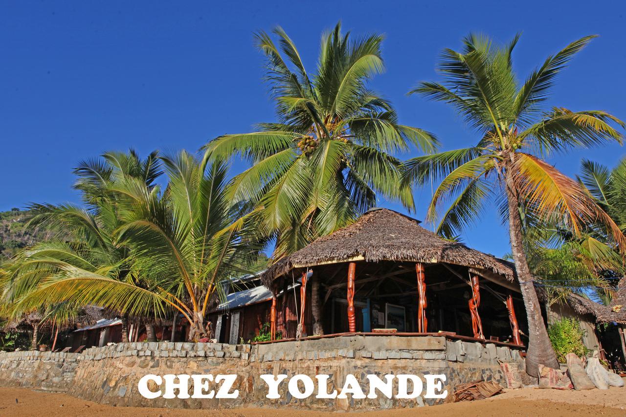 Chez Yolande Hotel Ampangorinana ภายนอก รูปภาพ