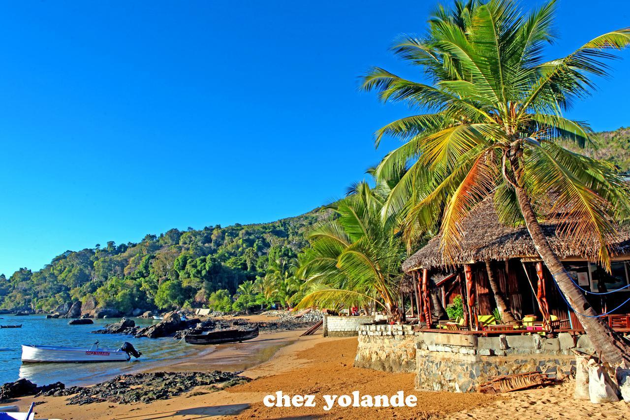 Chez Yolande Hotel Ampangorinana ภายนอก รูปภาพ