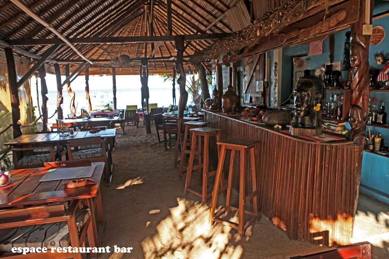 Chez Yolande Hotel Ampangorinana ภายนอก รูปภาพ