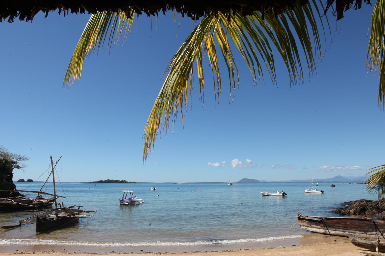 Chez Yolande Hotel Ampangorinana ภายนอก รูปภาพ